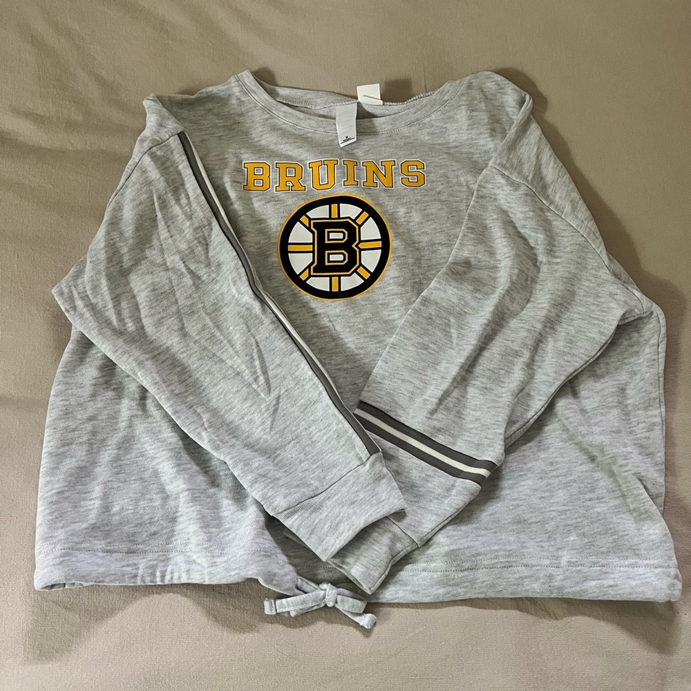 BRUINS Grey Crewneck Sweatshirt with Logo